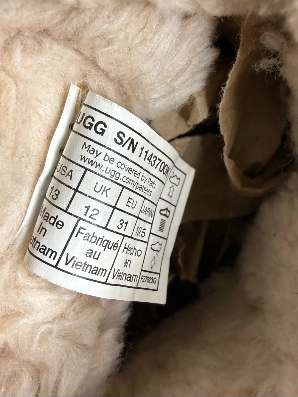 UGG Classic Mini II Chestnut Suede Sheepskin Boots Kids Size 13